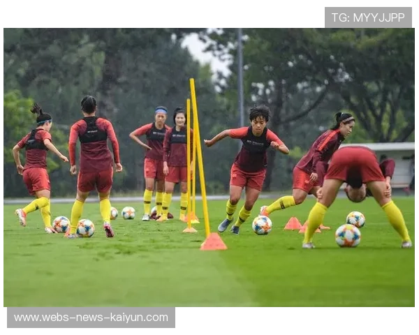 女足超级新星单挑全队！训练画面震撼